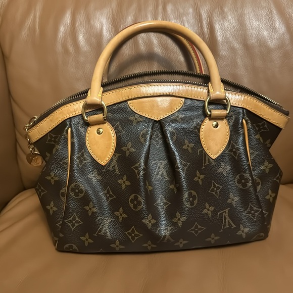 Louis Vuitton Tivoli PM - Picture 3 of 8